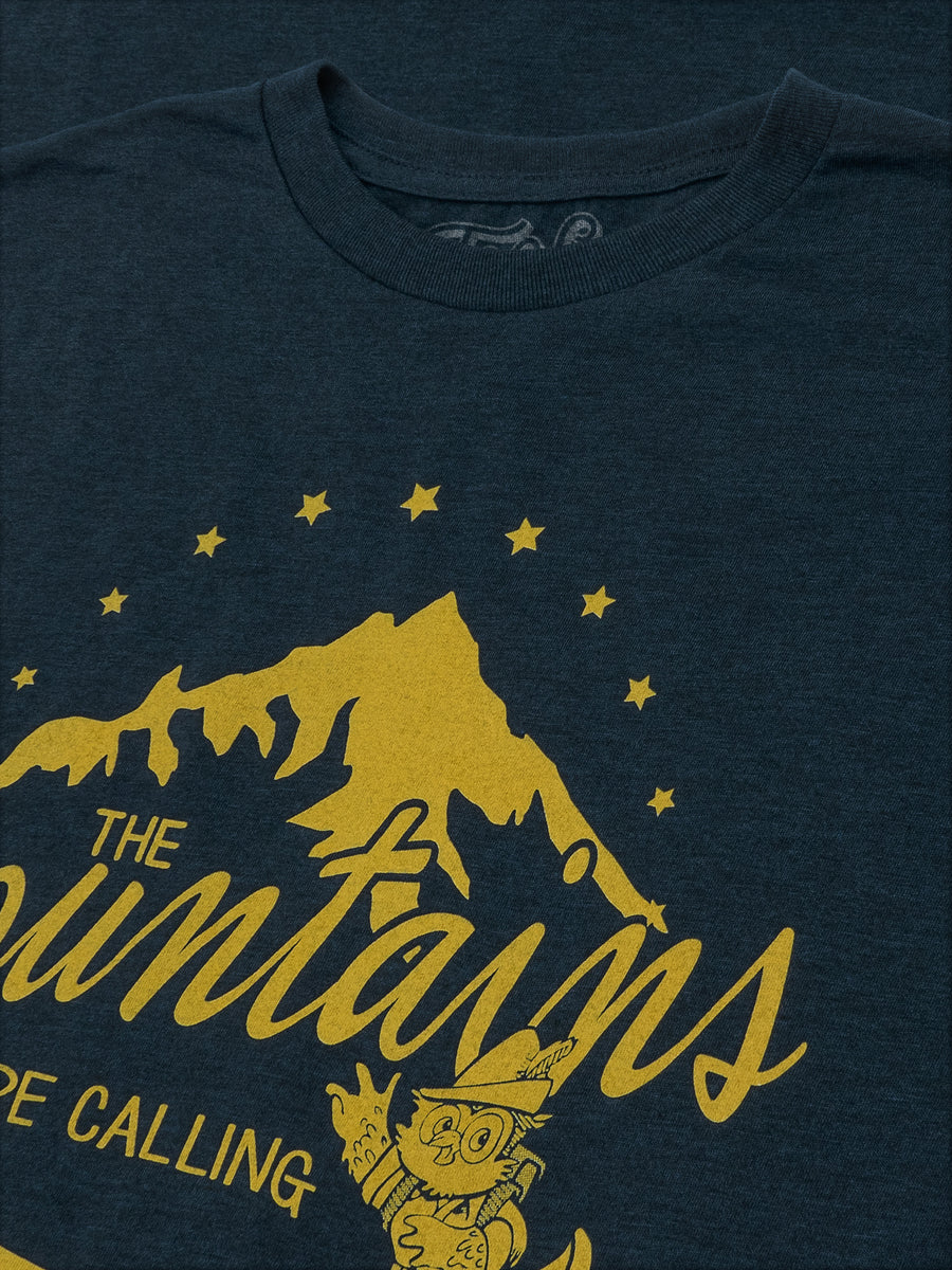 Woodsy Owl The Mountains are Calling T-Shirt - Navy